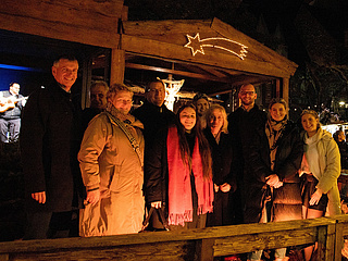 Weihnachtsmarkt der Nationen eröffnet nach 2-jähriger Pause