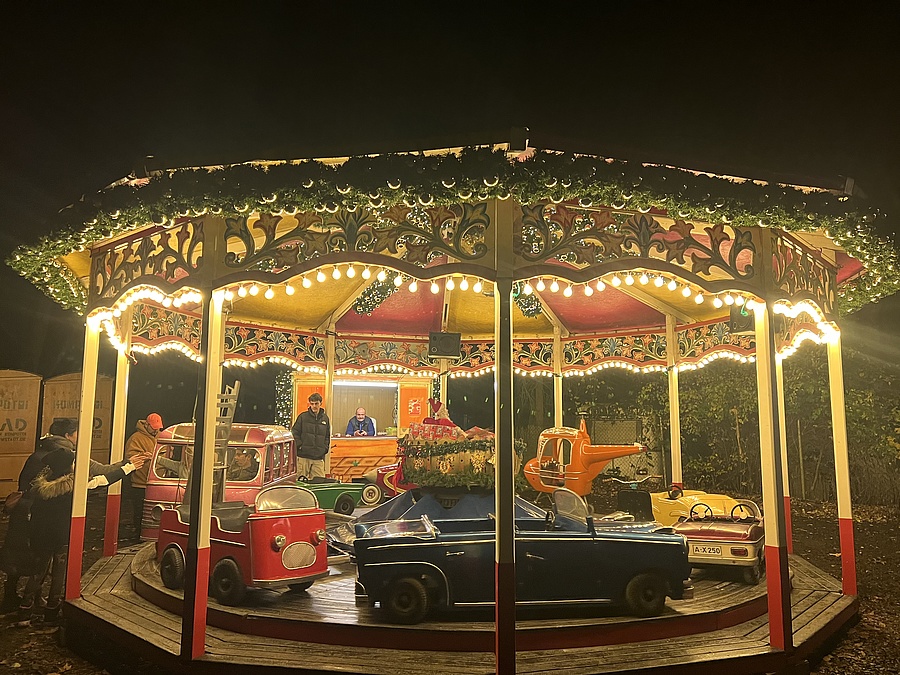 Entdeckt die Veranstaltung Sachsenhäuser Weihnachtsmarkt am Goetheturm