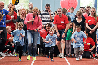 600 Kinder und Jugendliche feiern weltweit größtes Down-Sportlerfestival