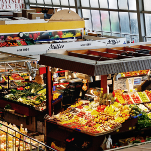 Kinder übernehmen die Kleinmarkthalle