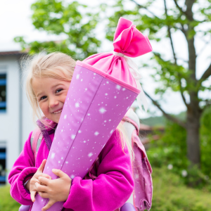 Der erste Schultag – Emotionale Achterbahnfahrt für Eltern