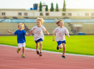 Sportförderung für Mehrkindfamilien: Chancen für kleine Athleten